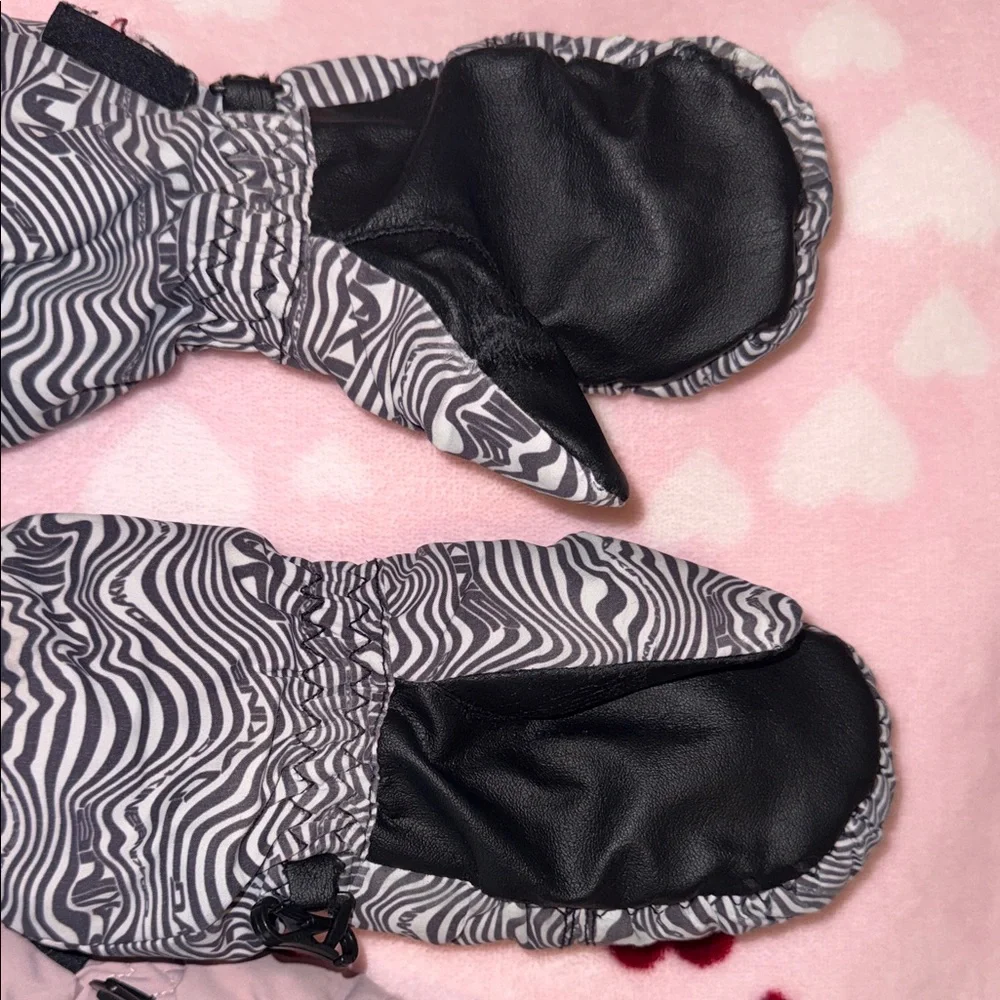 Lot of 3 Roxy Dakine Toddler Mittens small and med